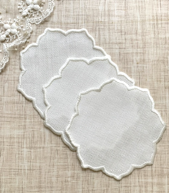 زیر لیوانی پارچه ای کانت دار