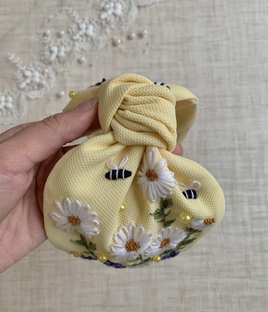 تل پهن گلدوزی